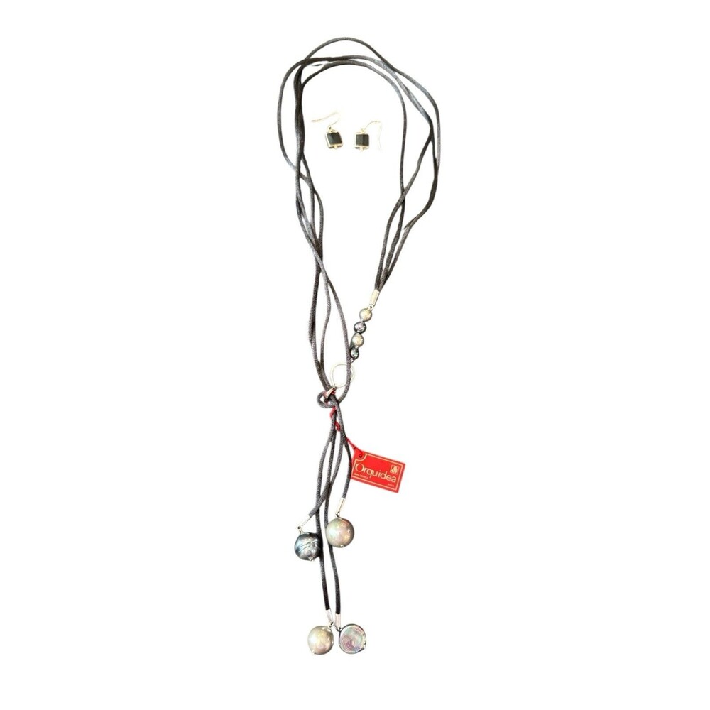 Orquidea Fantasy Necklace Cord Necklace with Black and Grey Pearls
